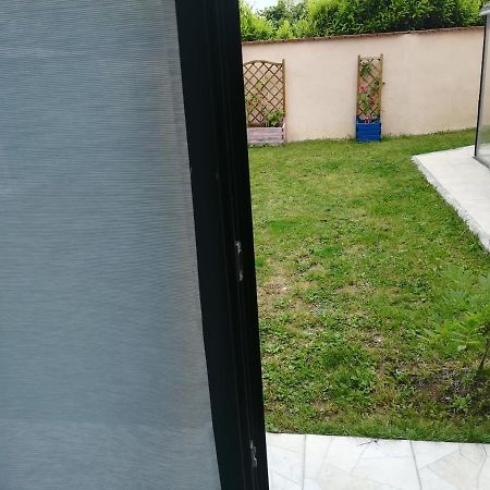 Studio Dependance Maison, 5 Mnt Gare & Tram Venissieux Luaran gambar