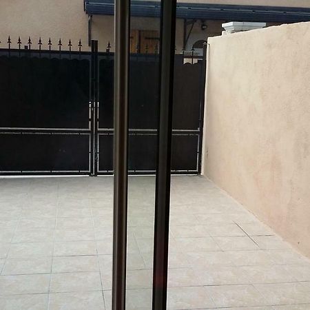 Studio Dependance Maison, 5 Mnt Gare & Tram Venissieux Luaran gambar