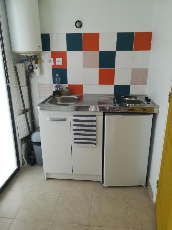 Studio Dependance Maison, 5 Mnt Gare & Tram Venissieux Luaran gambar